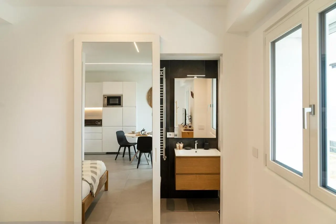 Gentile 46 Luxury Flat Apartment Bari Italy